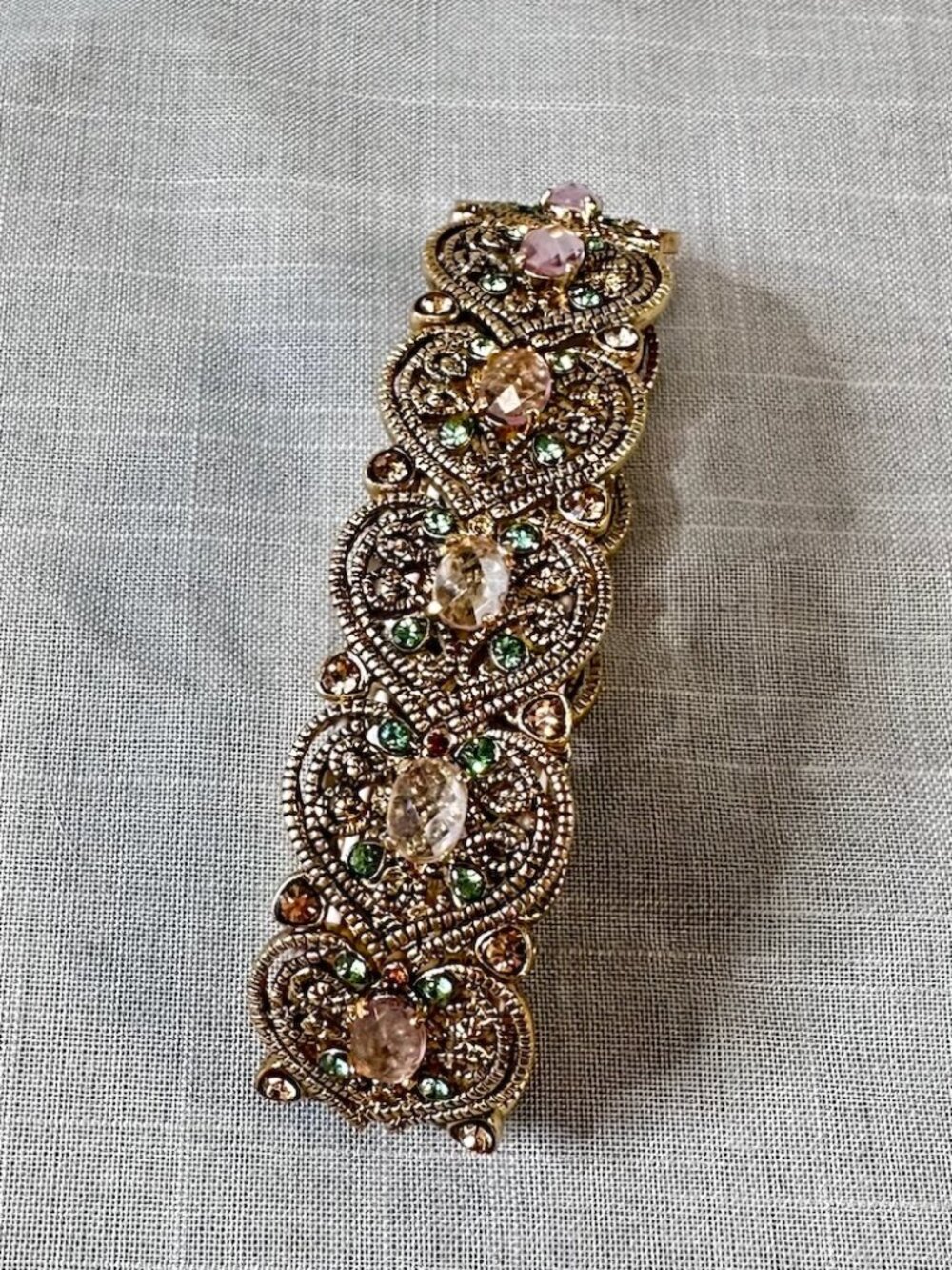 Vintage Hearts and Rhinestones Stretch Bracelet